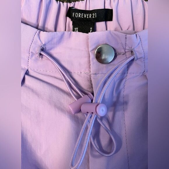 NWT Forever 21 Lavender Cargo Pants Wide Legs S - Picture 6 of 9